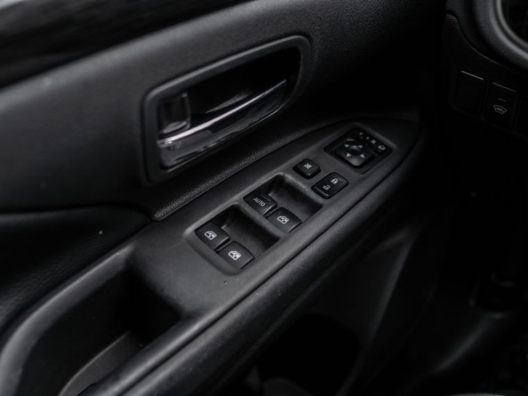 Mitsubishi Outlander 2015 года, 180 965 км - вид 12