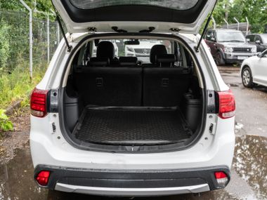 Mitsubishi Outlander 2015 года, 180 965 км - вид 17