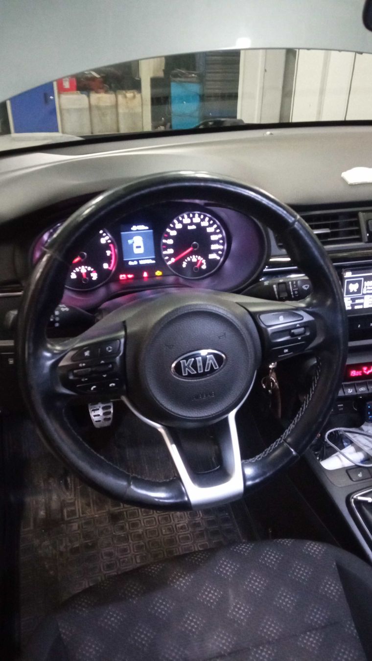 Kia Rio 2017 года, 158 784 км - вид 5