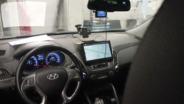 Hyundai ix35 2011 года, 211 000 км - вид 5
