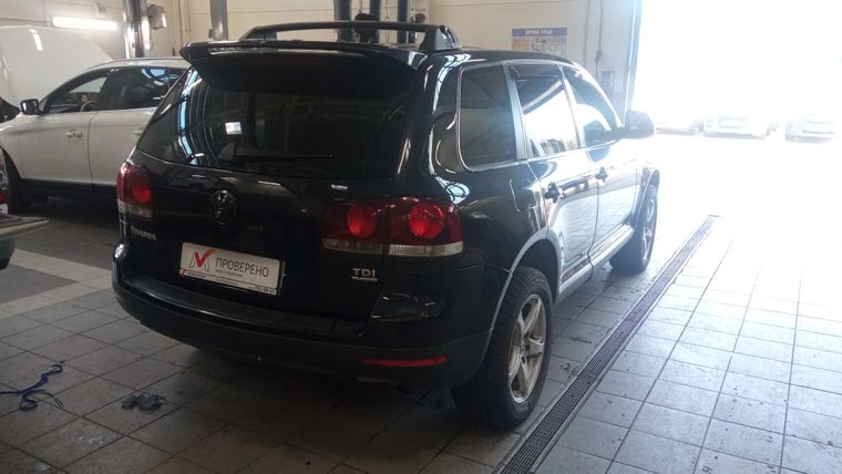 Volkswagen Touareg 2008 года, 269 433 км - вид 4