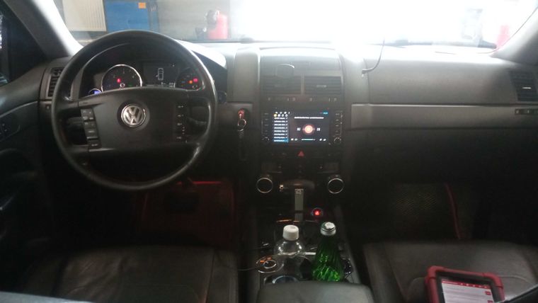 Volkswagen Touareg 2008 года, 269 433 км - вид 5