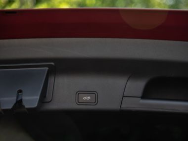 Красный Geely Atlas Pro 2023 года | VIN 907787