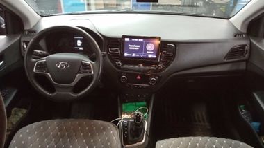 Hyundai Solaris 2022 года, 72 793 км - вид 5