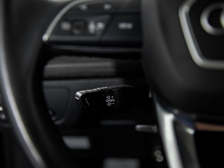 Audi Q5 2021 года, 66 452 км - вид 8