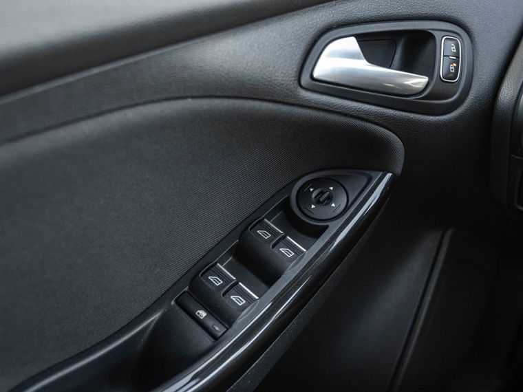 Ford Focus 2017 года, 56 116 км - вид 11