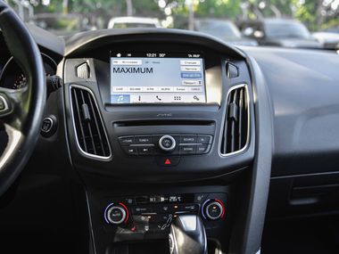 Ford Focus 2017 года, 56 116 км - вид 7