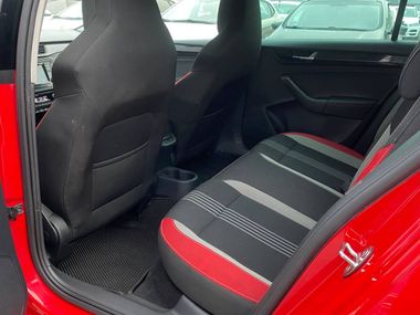 Skoda Rapid 2018 года, 96 935 км - вид 16