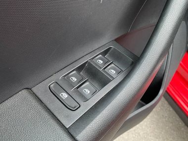 Skoda Rapid 2018 года, 96 935 км - вид 14