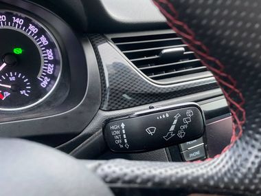 Skoda Rapid 2018 года, 96 935 км - вид 11
