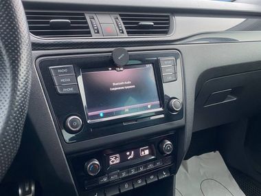 Skoda Rapid 2018 года, 96 935 км - вид 12