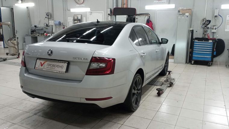 Skoda Octavia 2018 года, 128 272 км - вид 3