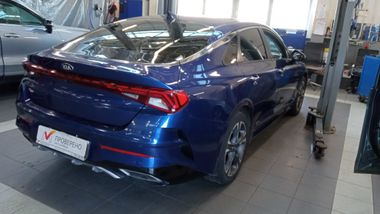 KIA K5 2021 года, 226 488 км - вид 3