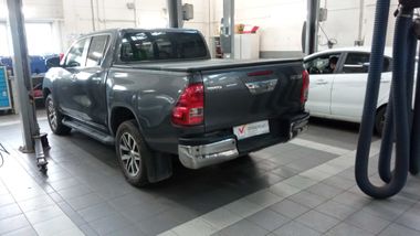 Toyota Hilux 2015 года, 132 325 км - вид 4