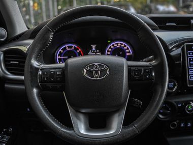 Toyota Hilux 2015 года, 132 325 км - вид 7