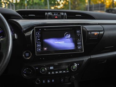 Toyota Hilux 2015 года, 132 325 км - вид 8