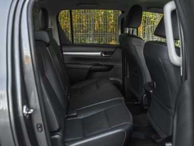 Toyota Hilux 2015 года, 132 325 км - вид 13