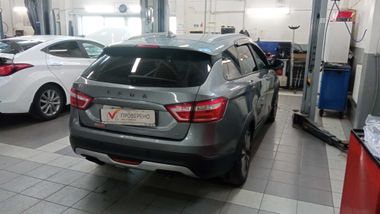 ВАЗ (LADA) Vesta Cross 2019 года, 175 000 км - вид 3