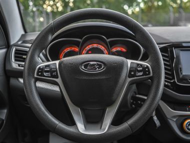 ВАЗ (LADA) Vesta Cross 2019 года, 175 000 км - вид 7