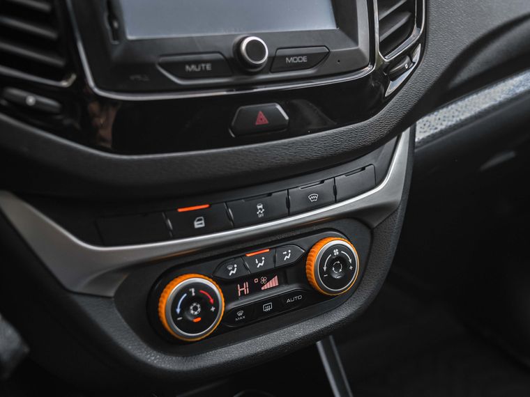 ВАЗ (LADA) Vesta Cross 2019 года, 175 000 км - вид 13