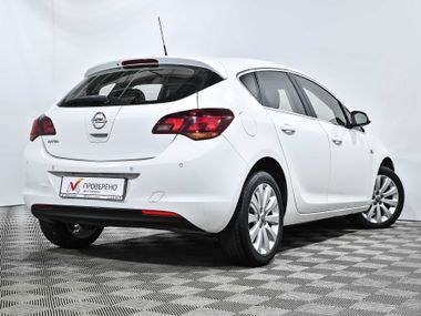 Opel Astra 2011 года, 152 321 км - вид 4