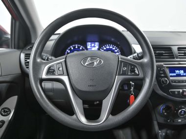 Hyundai Solaris 2015 года, 45 000 км - вид 8