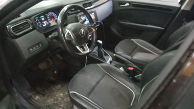 Renault Arkana 2019 года, 140 000 км - вид 5