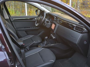 Renault Arkana 2019 года, 140 000 км - вид 15