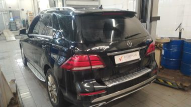 Mercedes-Benz GLE-класс 2018 года, 157 000 км - вид 4