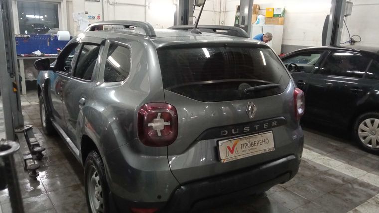 Renault Duster 2021 года, 47 000 км - вид 4