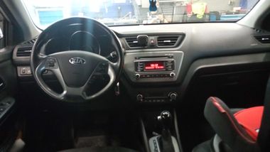 KIA Rio 2017 года, 91 006 км - вид 5