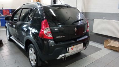 Renault Sandero Stepway 2014 года, 88 105 км - вид 4