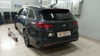 Kia Ceed 2020 года, 89 918 км - вид 4