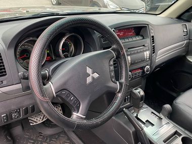 Mitsubishi Pajero 2014 года, 128 251 км - вид 11