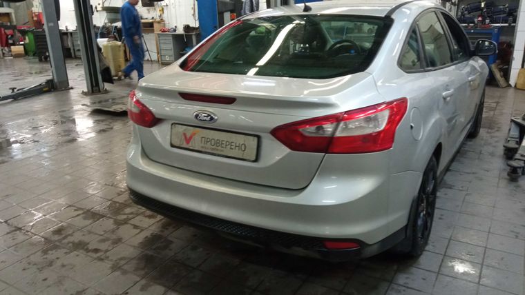 Ford Focus 2012 года, 200 649 км - вид 3