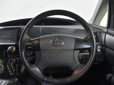 Toyota Estima 2015 года, 203 909 км - вид 10