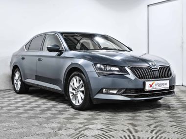 Skoda Superb 2018 года, 190 889 км - вид 4