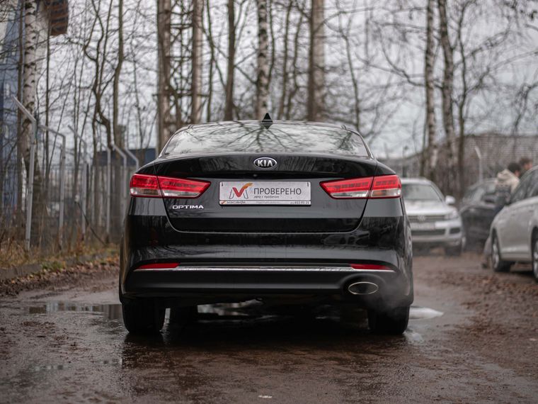 Kia Optima 2018 года, 185 859 км - вид 4