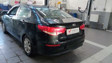 KIA Rio 2015 года, 222 000 км - вид 4