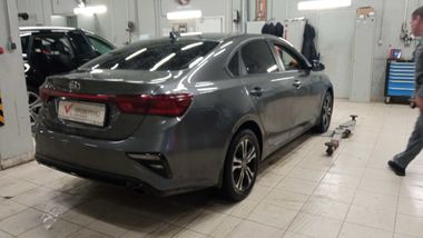 KIA Cerato 2020 года, 74 553 км - вид 3