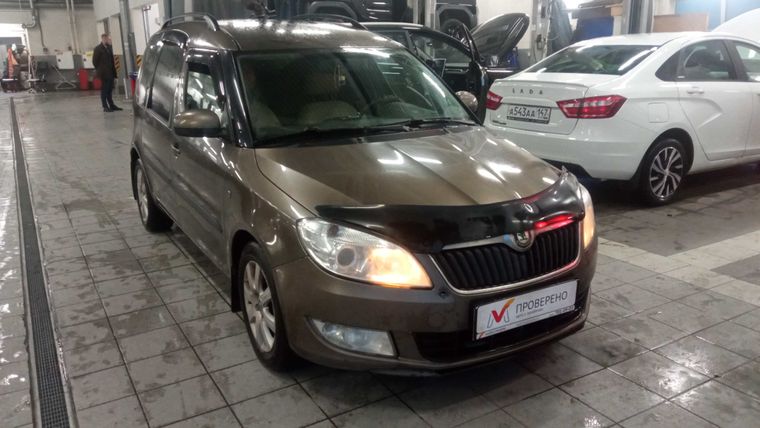 Skoda Roomster 2012 года, 178 447 км - вид 3