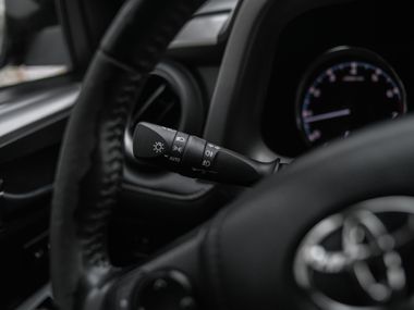 Toyota RAV4 2017 года, 200 858 км - вид 6