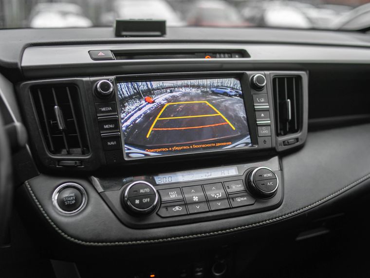 Toyota RAV4 2017 года, 200 858 км - вид 10