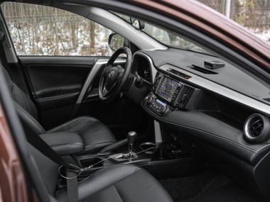 Toyota RAV4 2017 года, 200 858 км - вид 16