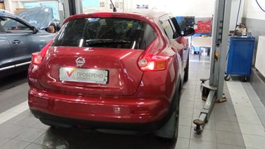 Nissan Juke 2011 года, 194 857 км - вид 3