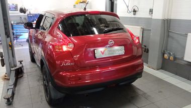 Nissan Juke 2011 года, 194 857 км - вид 4