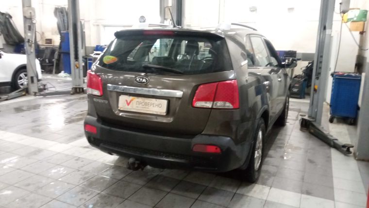 KIA Sorento 2010 года, 278 381 км - вид 3