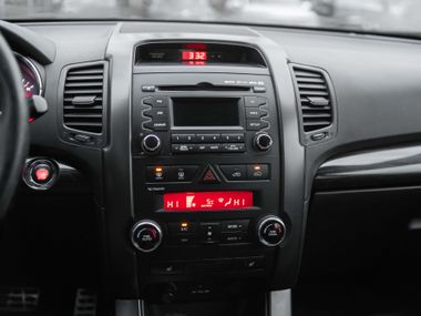 KIA Sorento 2010 года, 278 381 км - вид 9