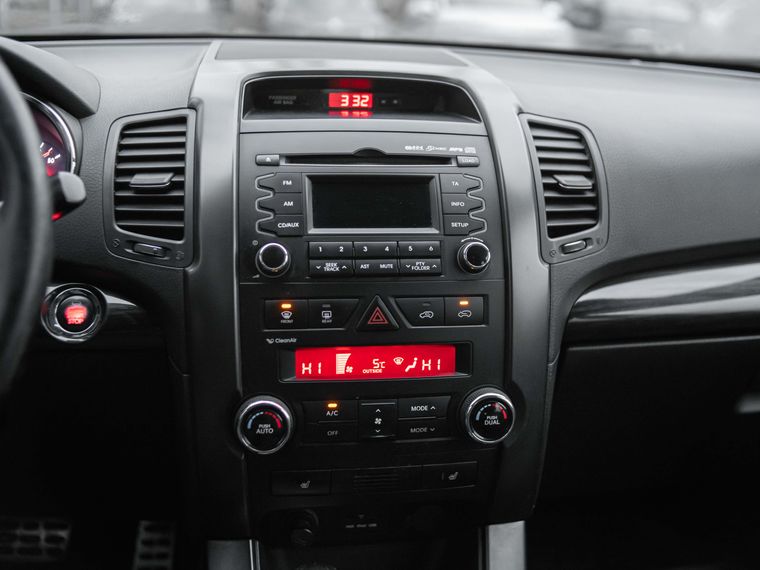 KIA Sorento 2010 года, 278 381 км - вид 9