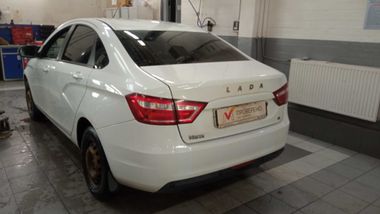 ВАЗ (LADA) Vesta 2017 года, 86 798 км - вид 4